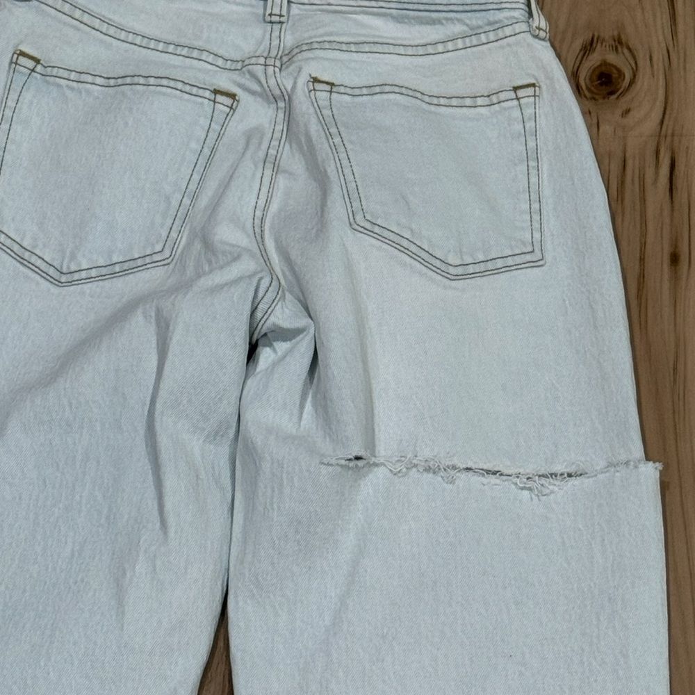 Abercrombie and Fitch The Baggy Mid Rise Jeans Women’s 00/24 - Picture 5 of 5